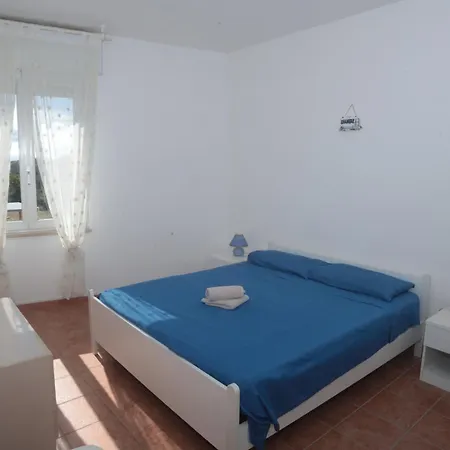 Residenza Cala Di Seta Trilocale Luca Con Vista Mare Per 5 Persone Apartament